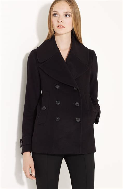 Short woolen coat in Black for Women 